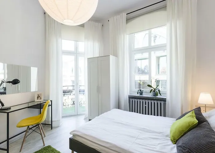 Ruska Street Old Town - Big - Climatic - 11 People - 300m Town Hall 公寓