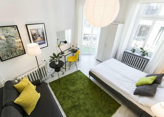 Ruska Street Old Town - Big - Climatic - 11 People - 300m Town Hall 公寓