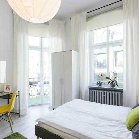 Ruska Street Old Town - Big - Climatic - 11 People - 300m Town Hall Appartement