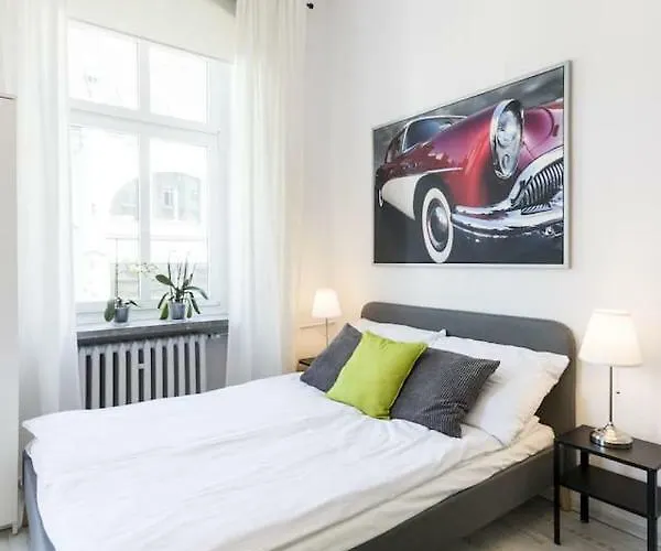 아파트 Ruska Street Old Town - Big - Climatic - 11 People - 300m Town Hall 브로츠와프